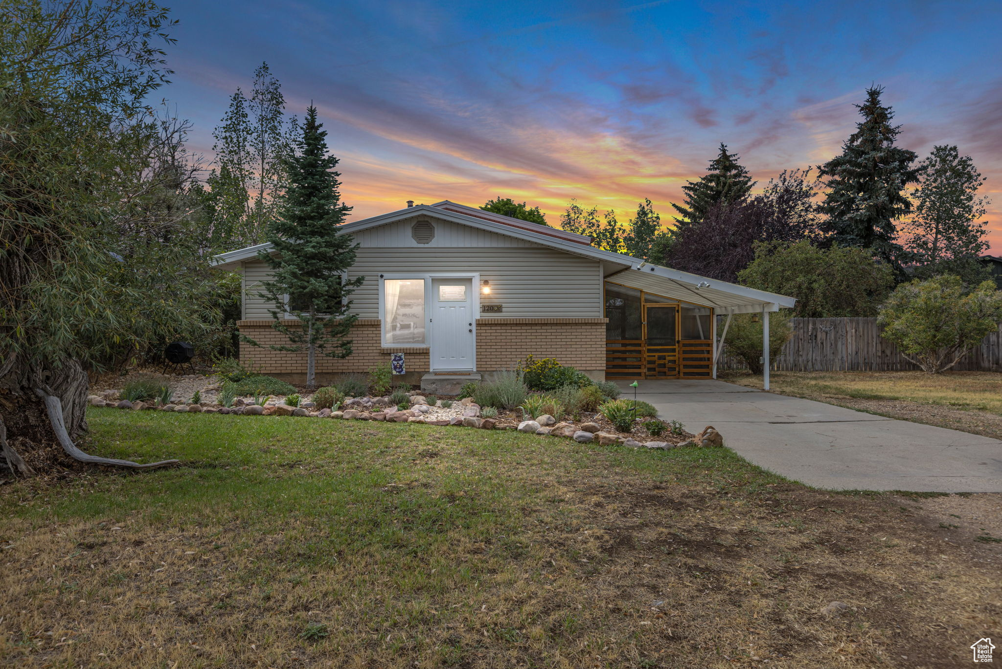 KAMAS TOWN - Residential