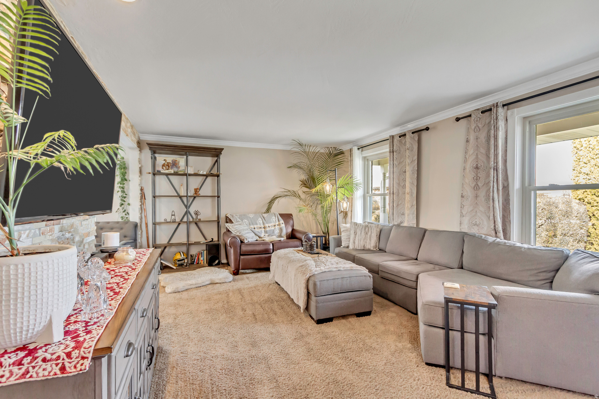 CLOVER CREST - Residential