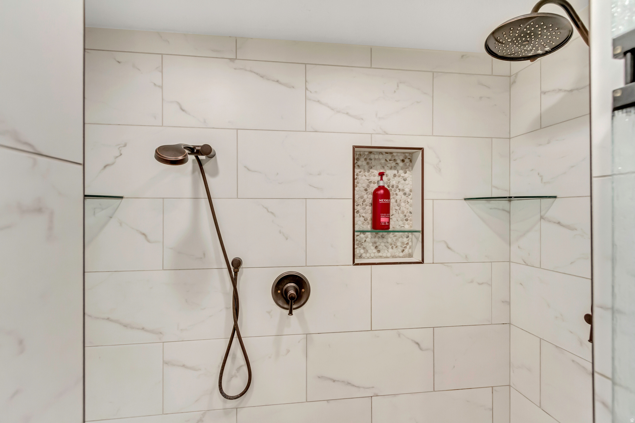 CLOVER CREST - Residential