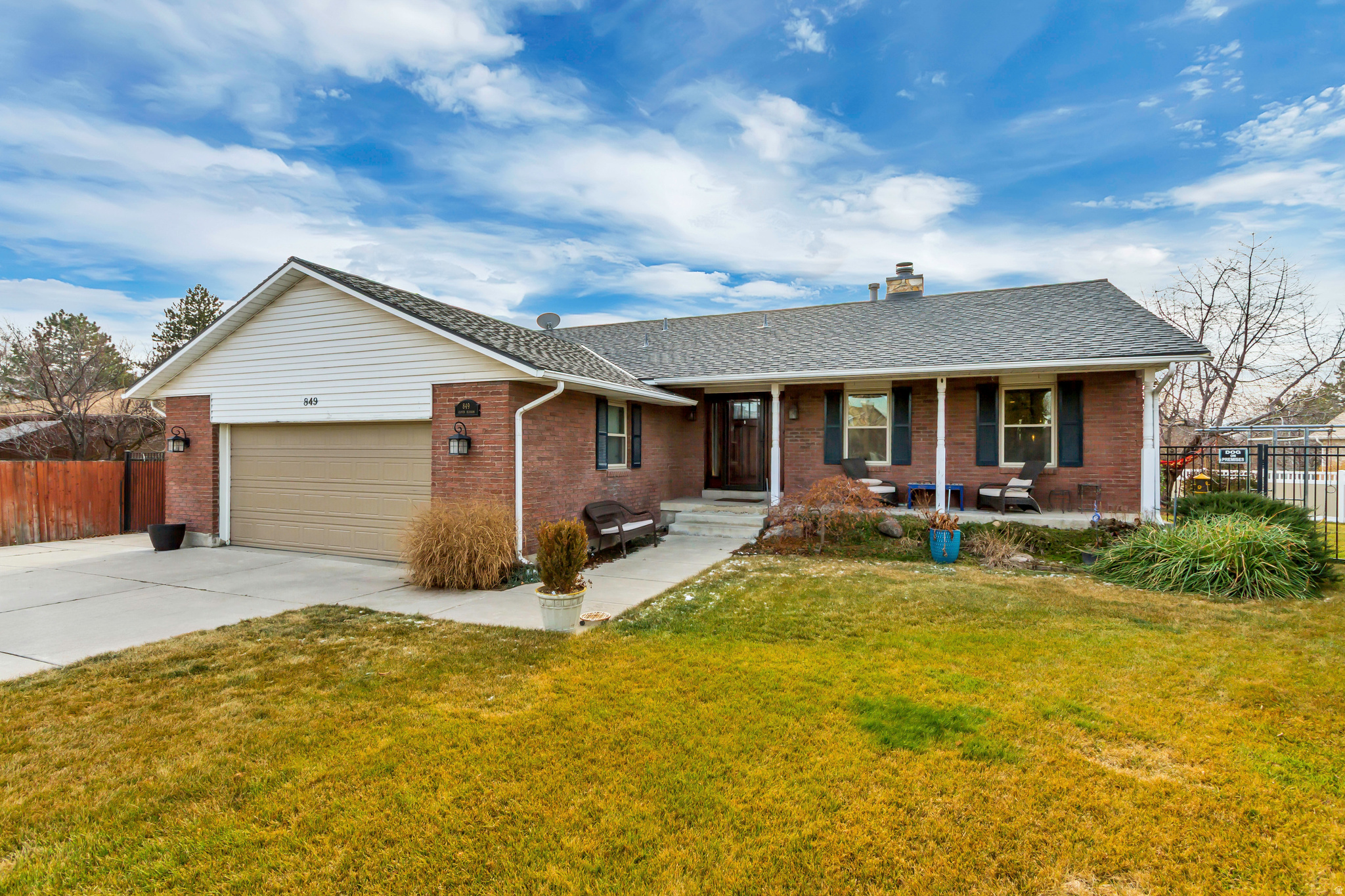 CLOVER CREST - Residential