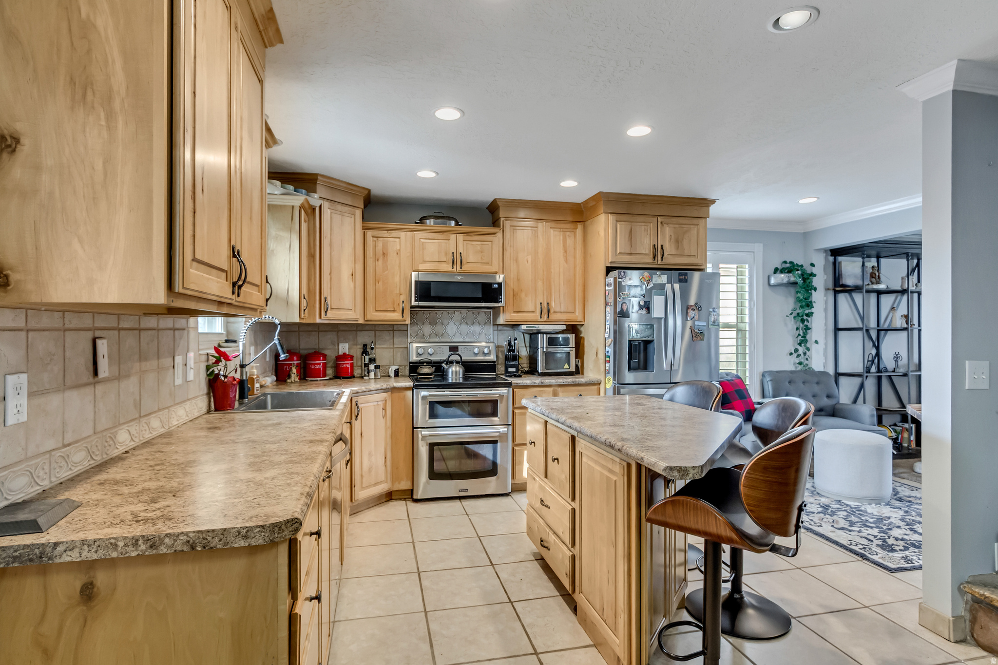 CLOVER CREST - Residential