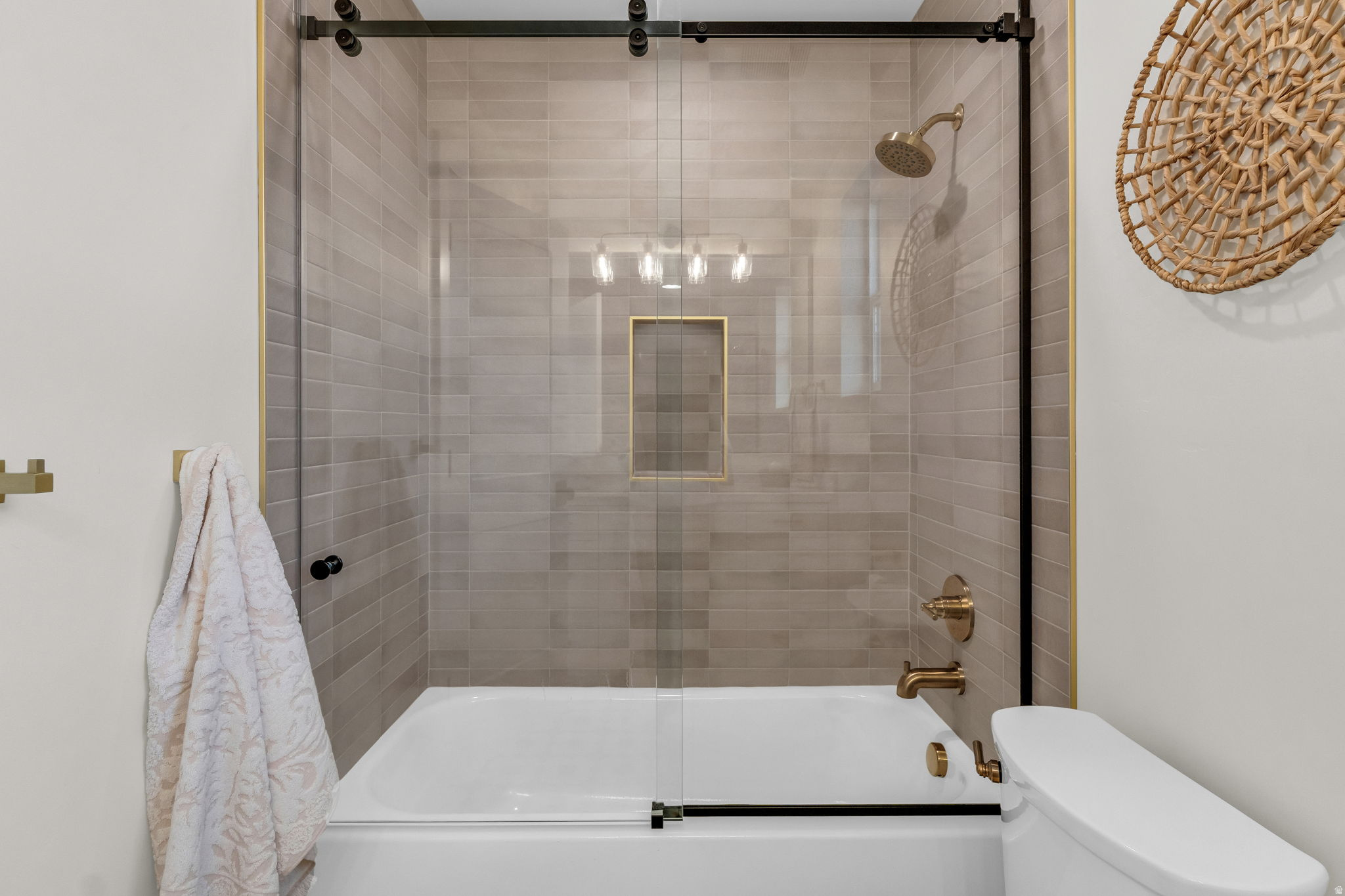 MADISON MEADOWS SUBDIVISION - Residential