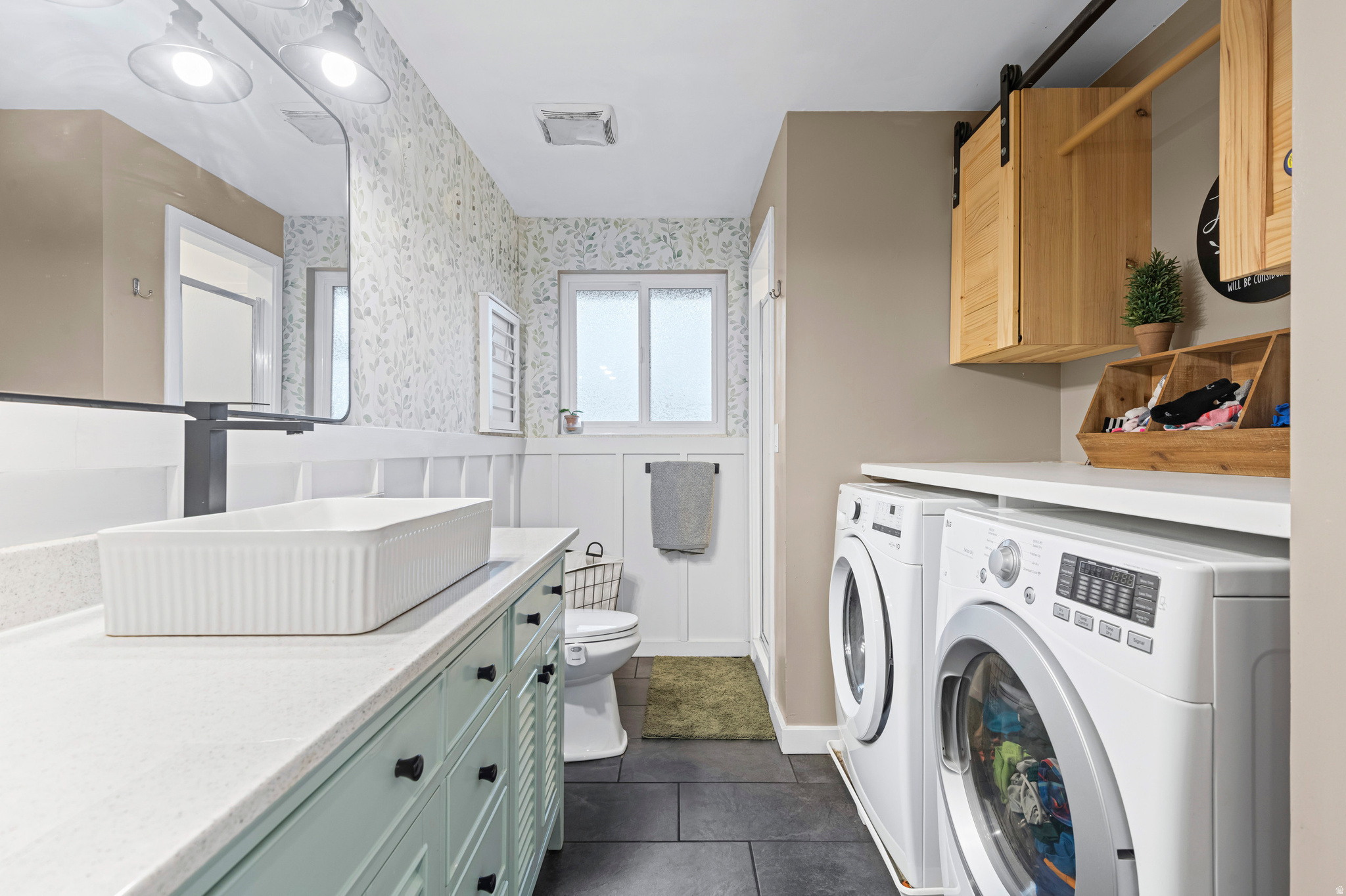 NOB HILL - Residential