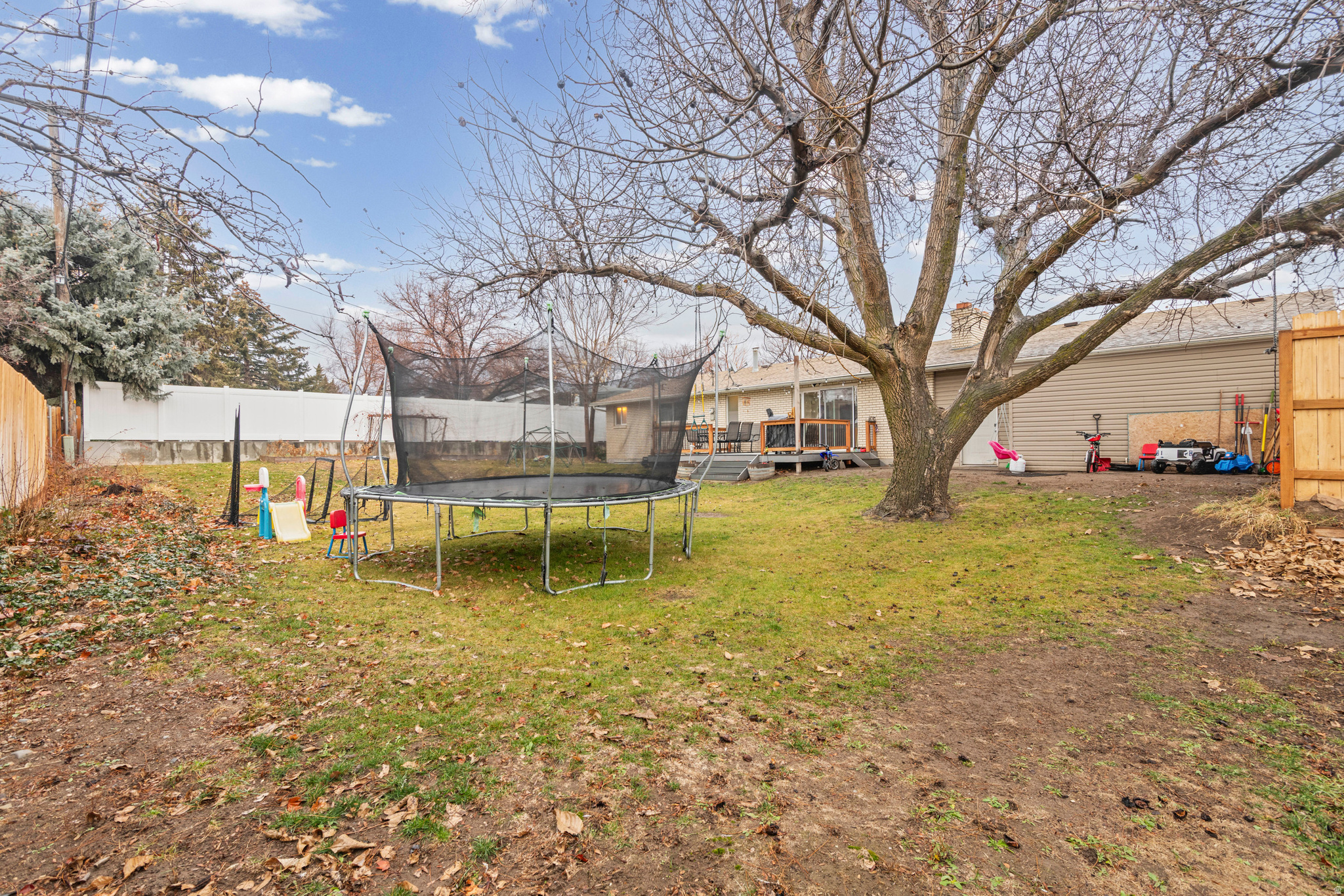 NOB HILL - Residential