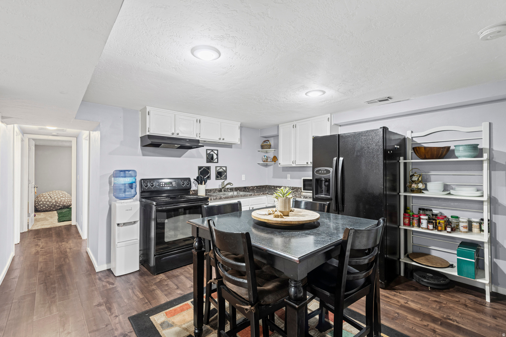 NOB HILL - Residential