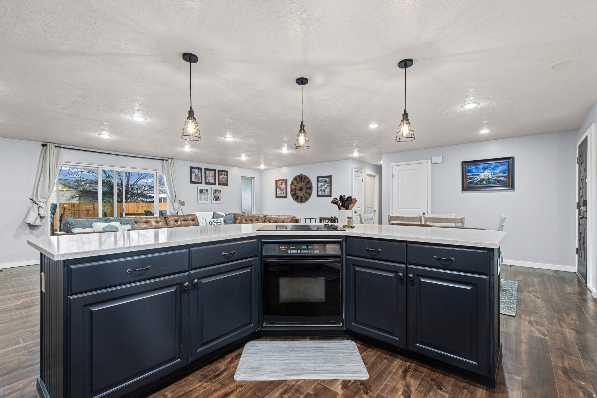 NOB HILL - Residential