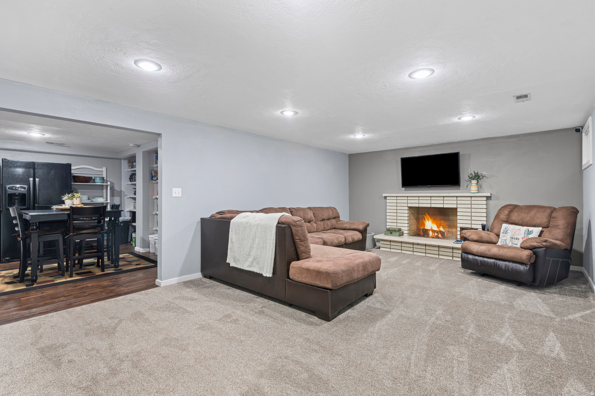 NOB HILL - Residential