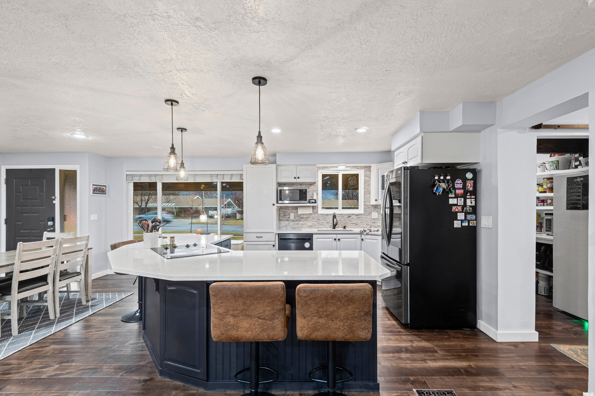 NOB HILL - Residential