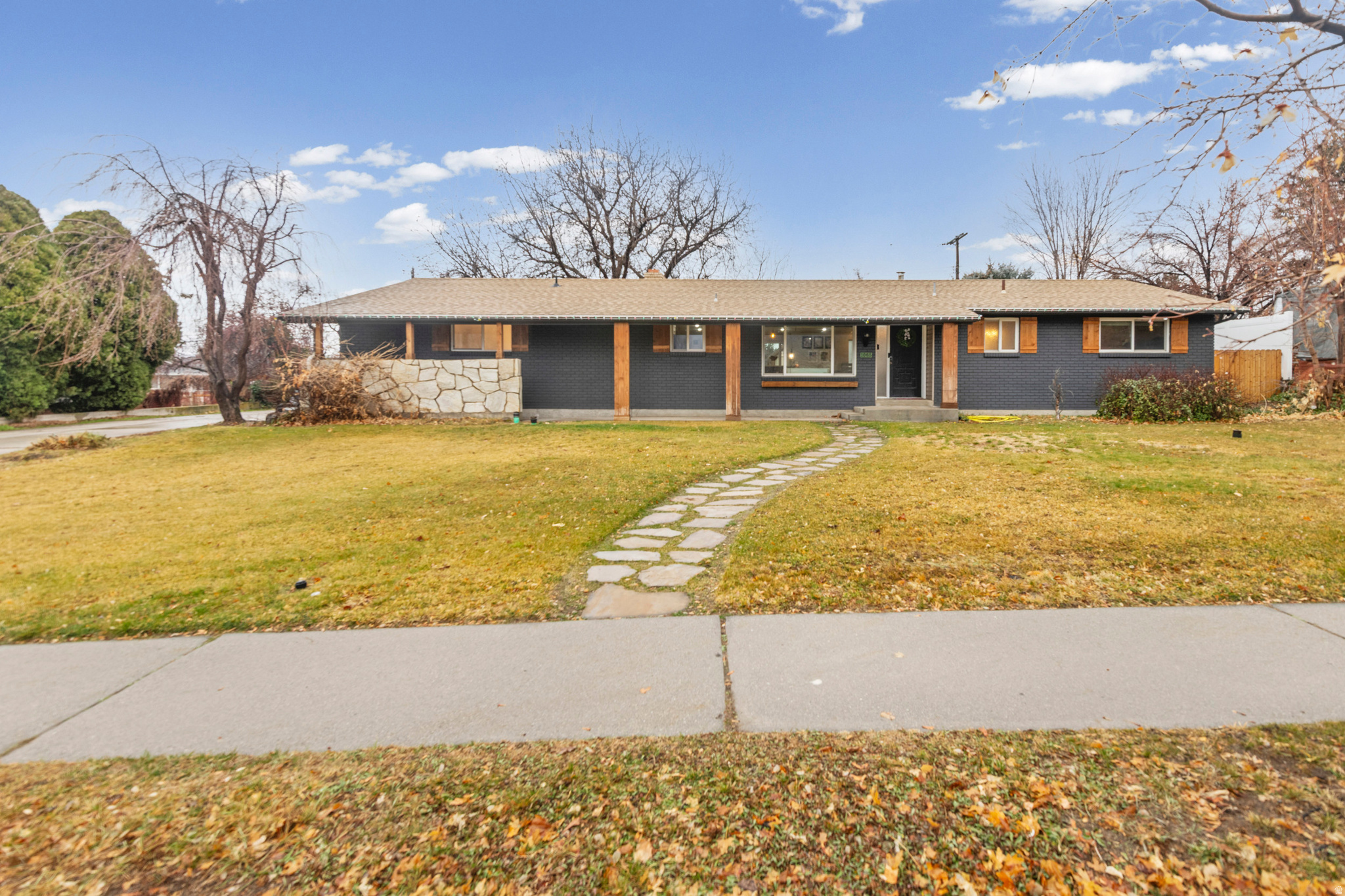 NOB HILL - Residential