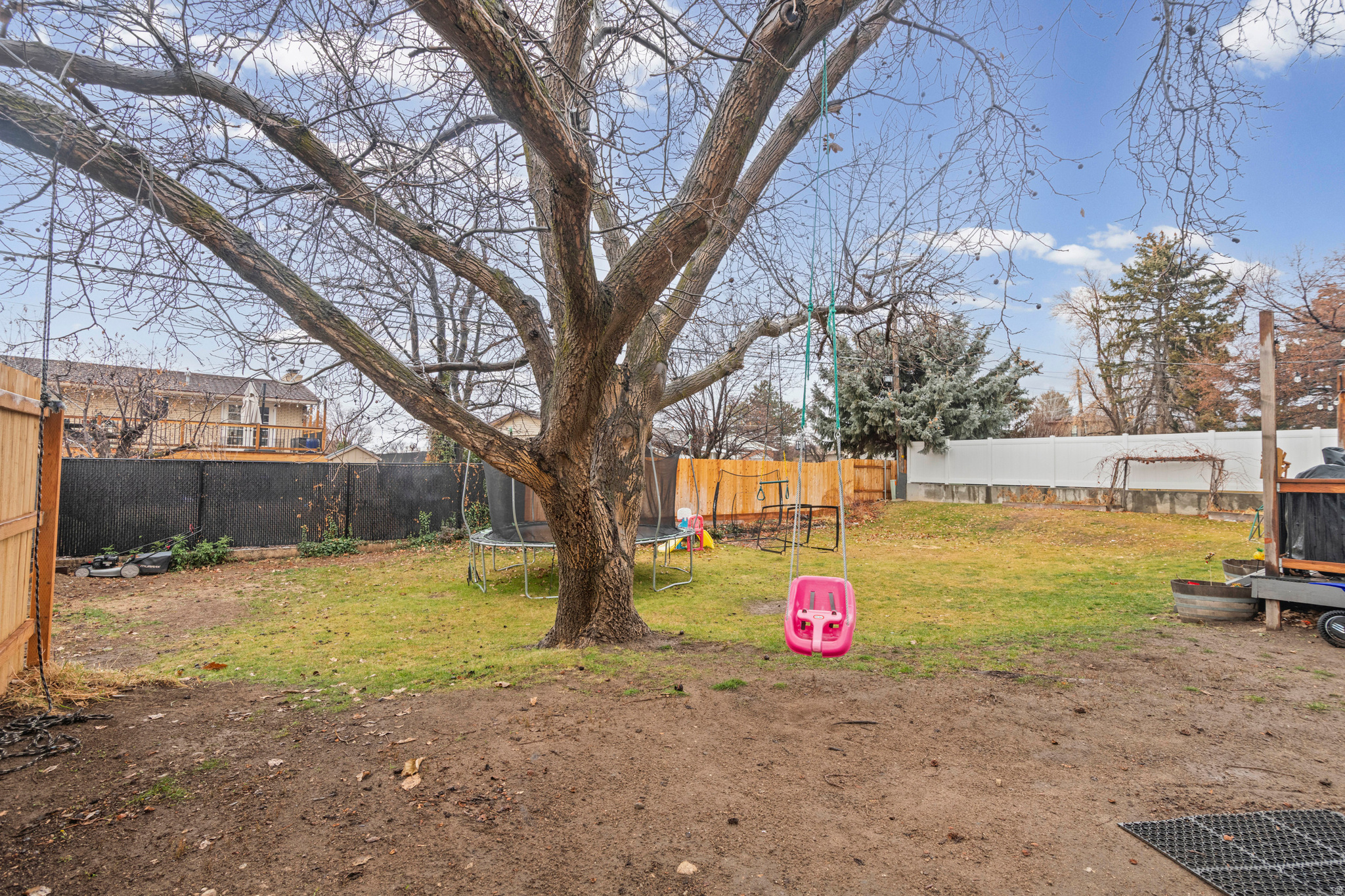 NOB HILL - Residential