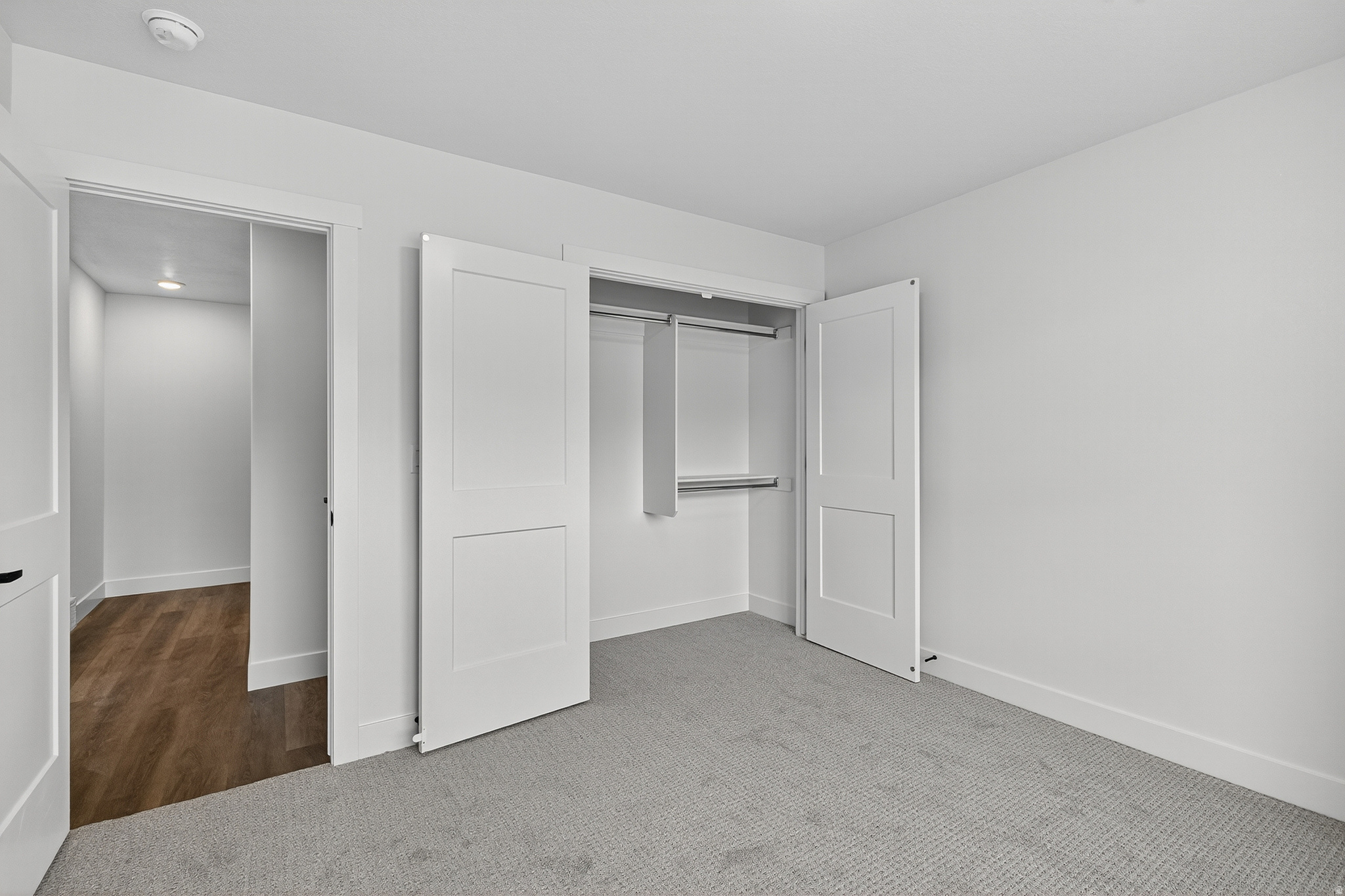 RIVERWOOD - Residential