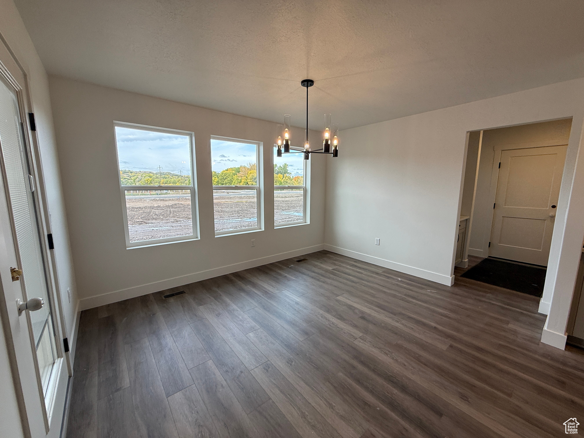 RIVERWOOD - Residential