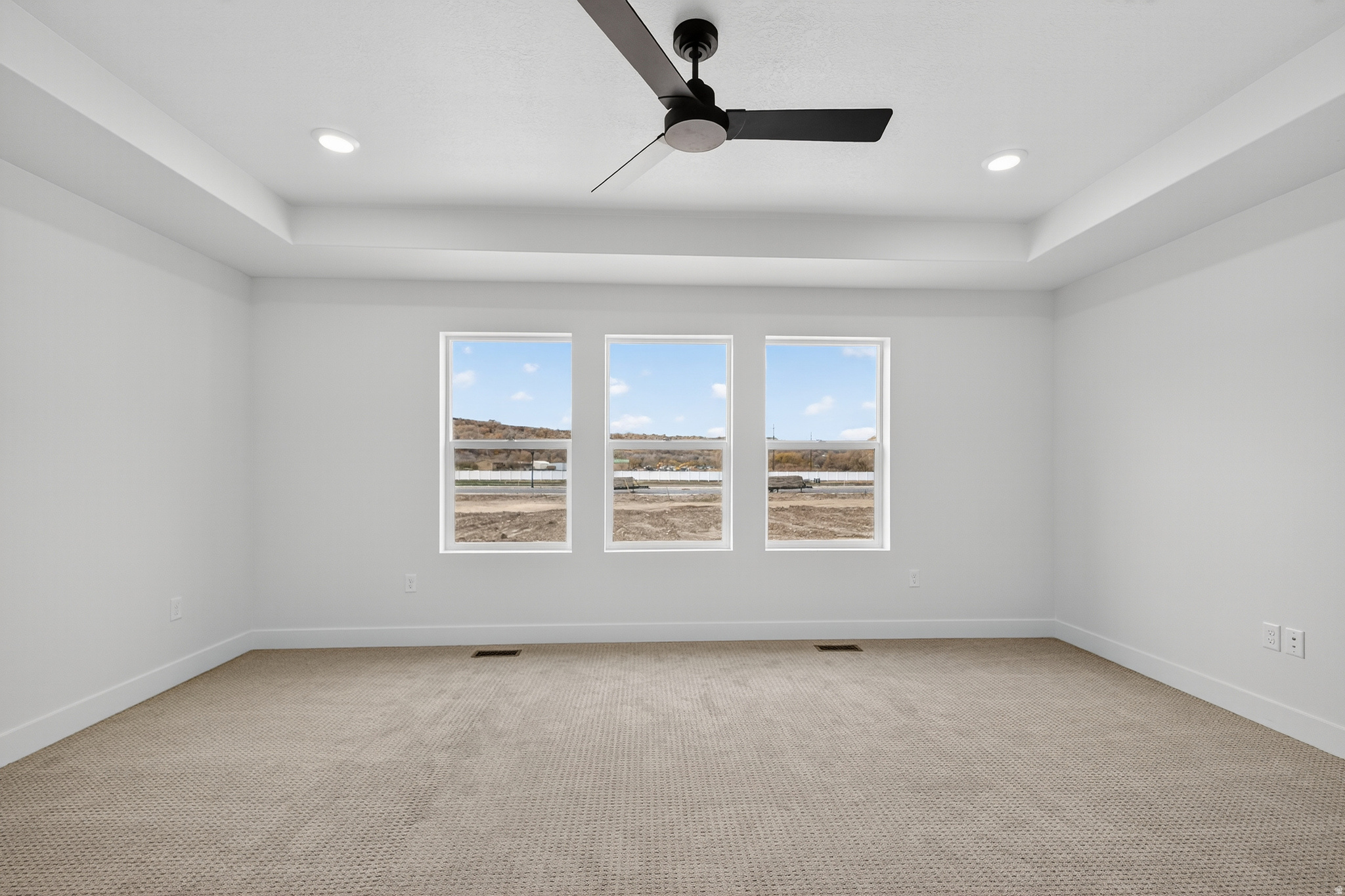 RIVERWOOD - Residential