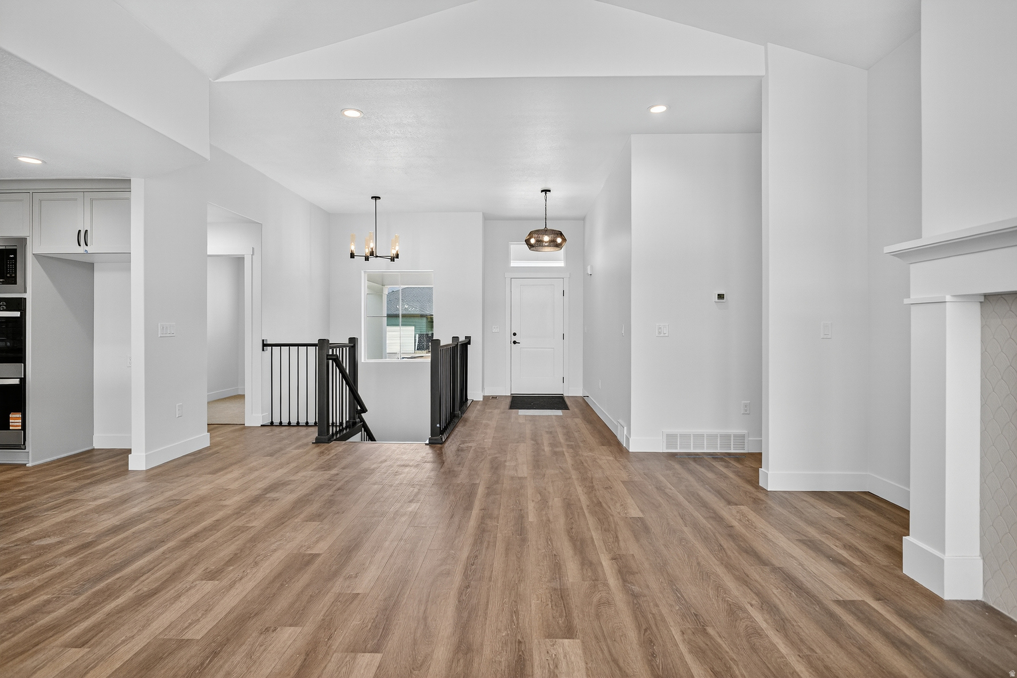 RIVERWOOD - Residential