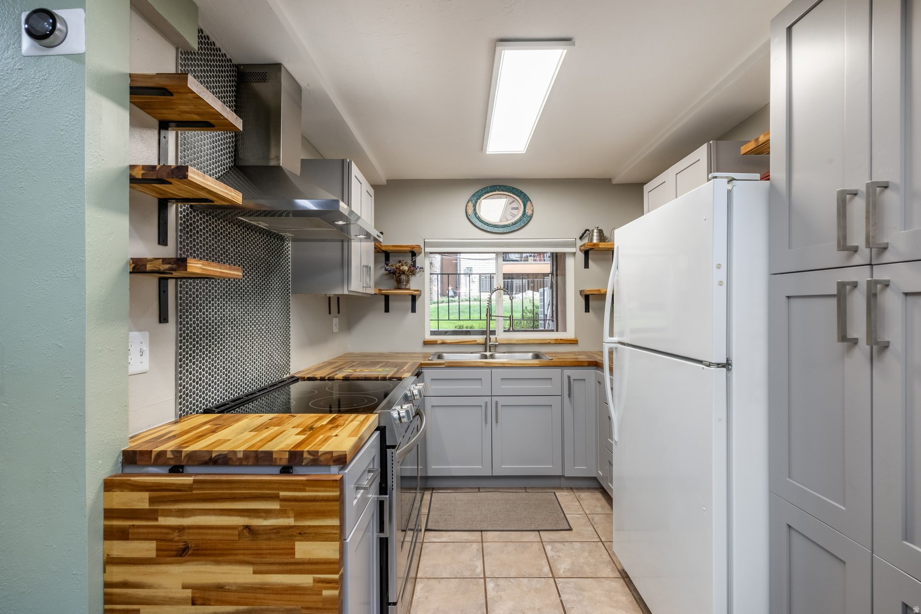 WOOD HOLLOW - Residential