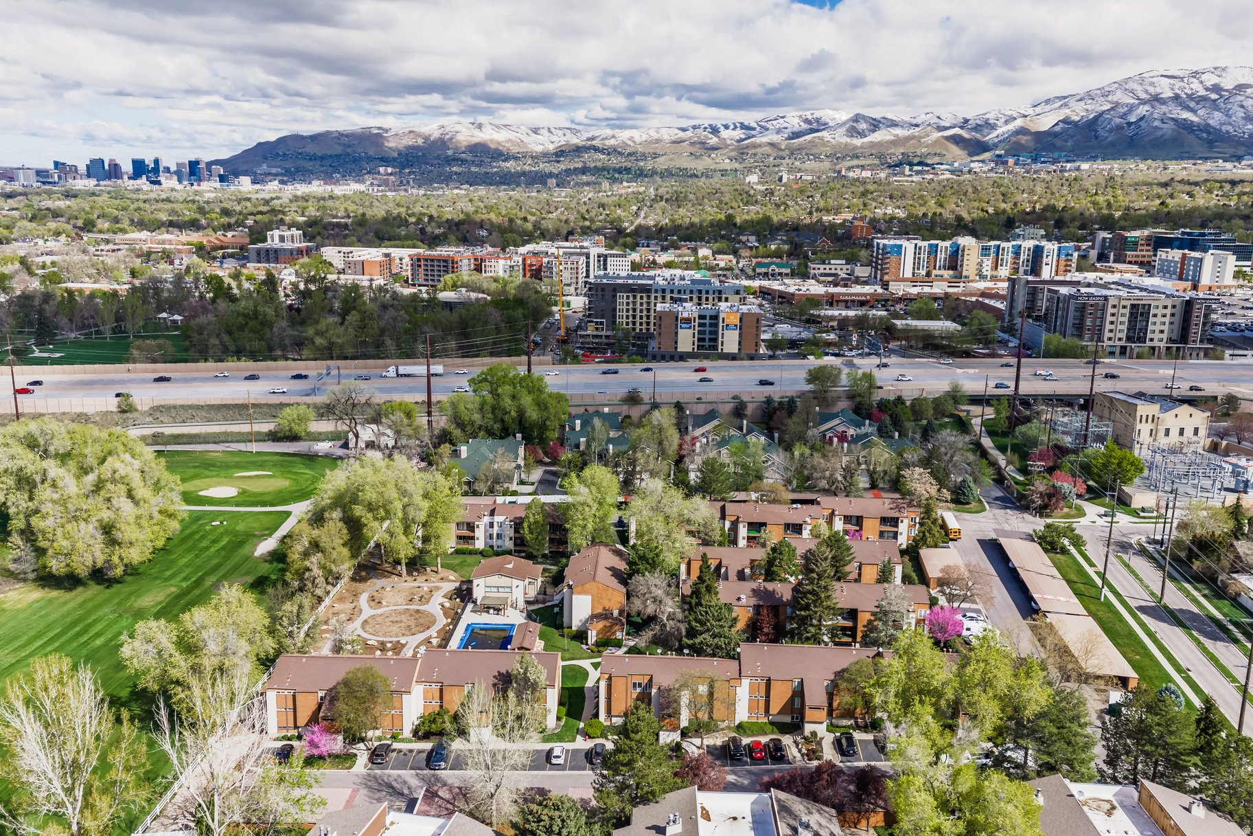 WOOD HOLLOW - Residential