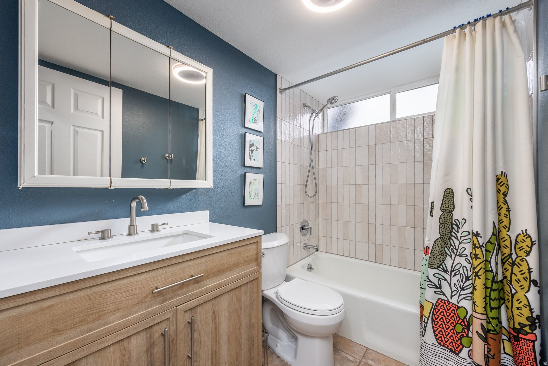 WOOD HOLLOW - Residential