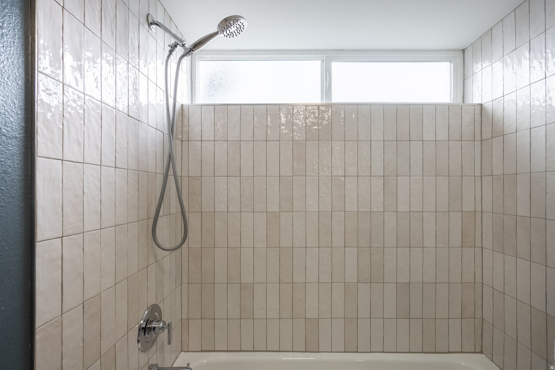 WOOD HOLLOW - Residential