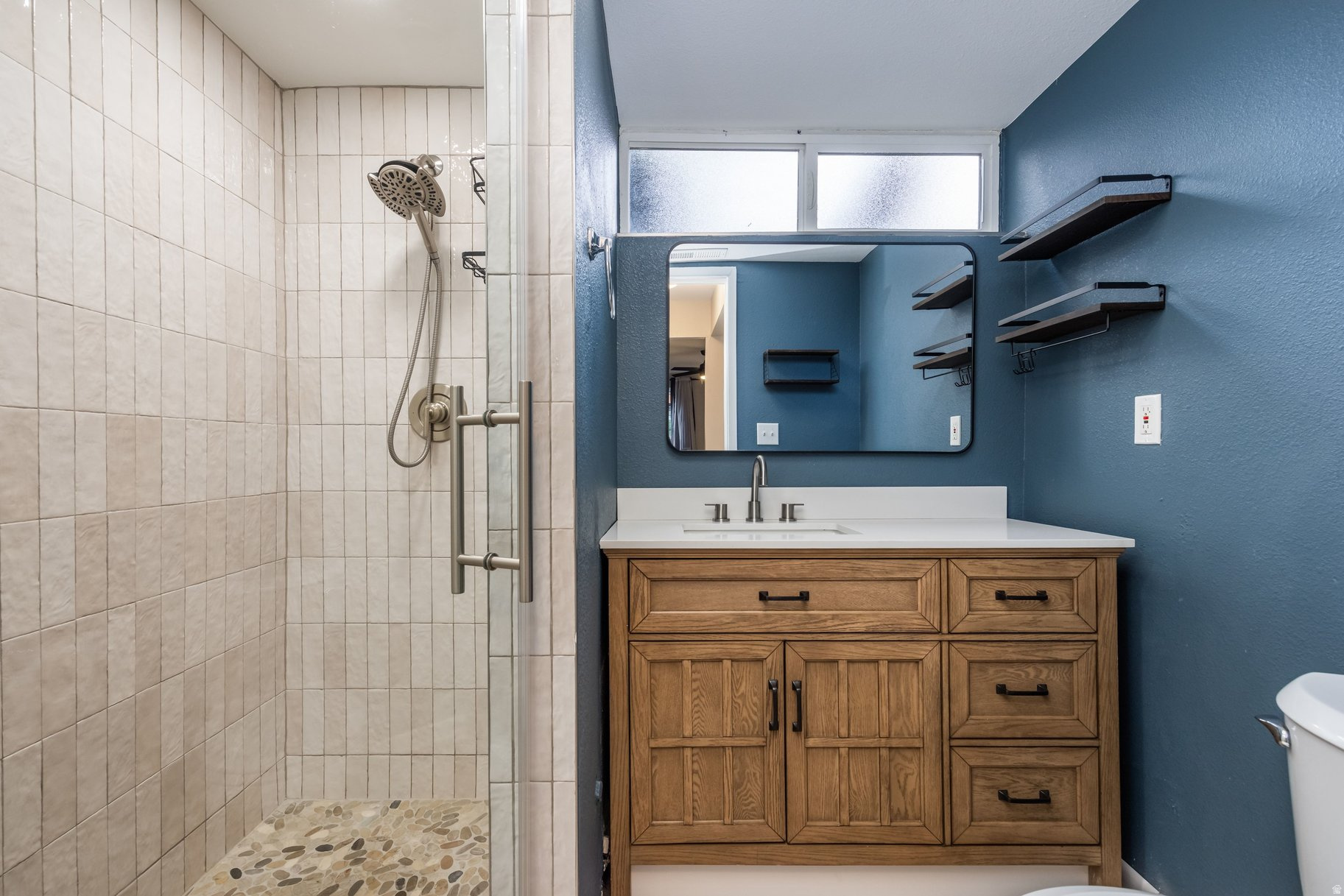 WOOD HOLLOW - Residential