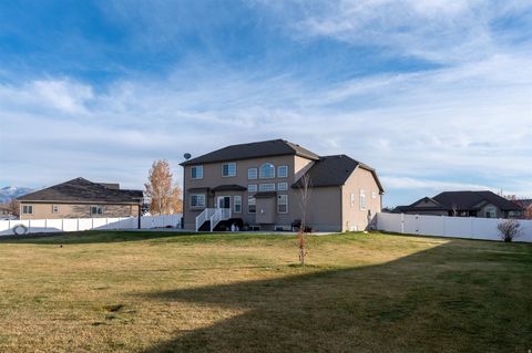 Tiny photo for 3610 W 4475 S, West Haven, UT 84401 (MLS # 2124631)