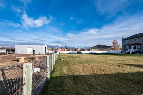 Tiny photo for 3610 W 4475 S, West Haven, UT 84401 (MLS # 2124631)