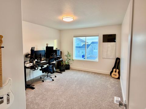 Tiny photo for 1705 W 2770 S, Syracuse, UT 84075 (MLS # 2139995)