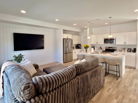 Tiny photo for 1705 W 2770 S, Syracuse, UT 84075 (MLS # 2139995)