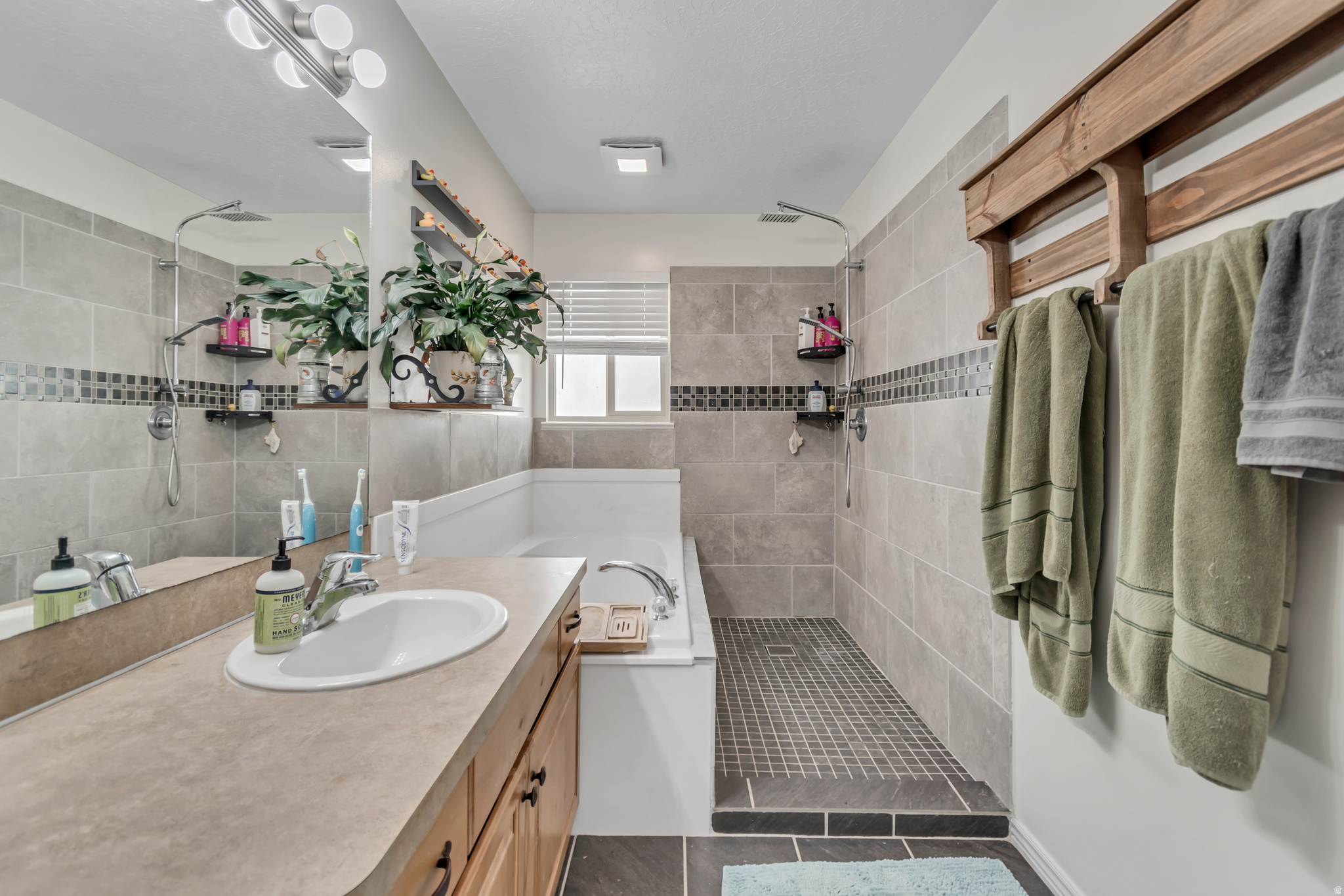 PAICE FARMS - Residential