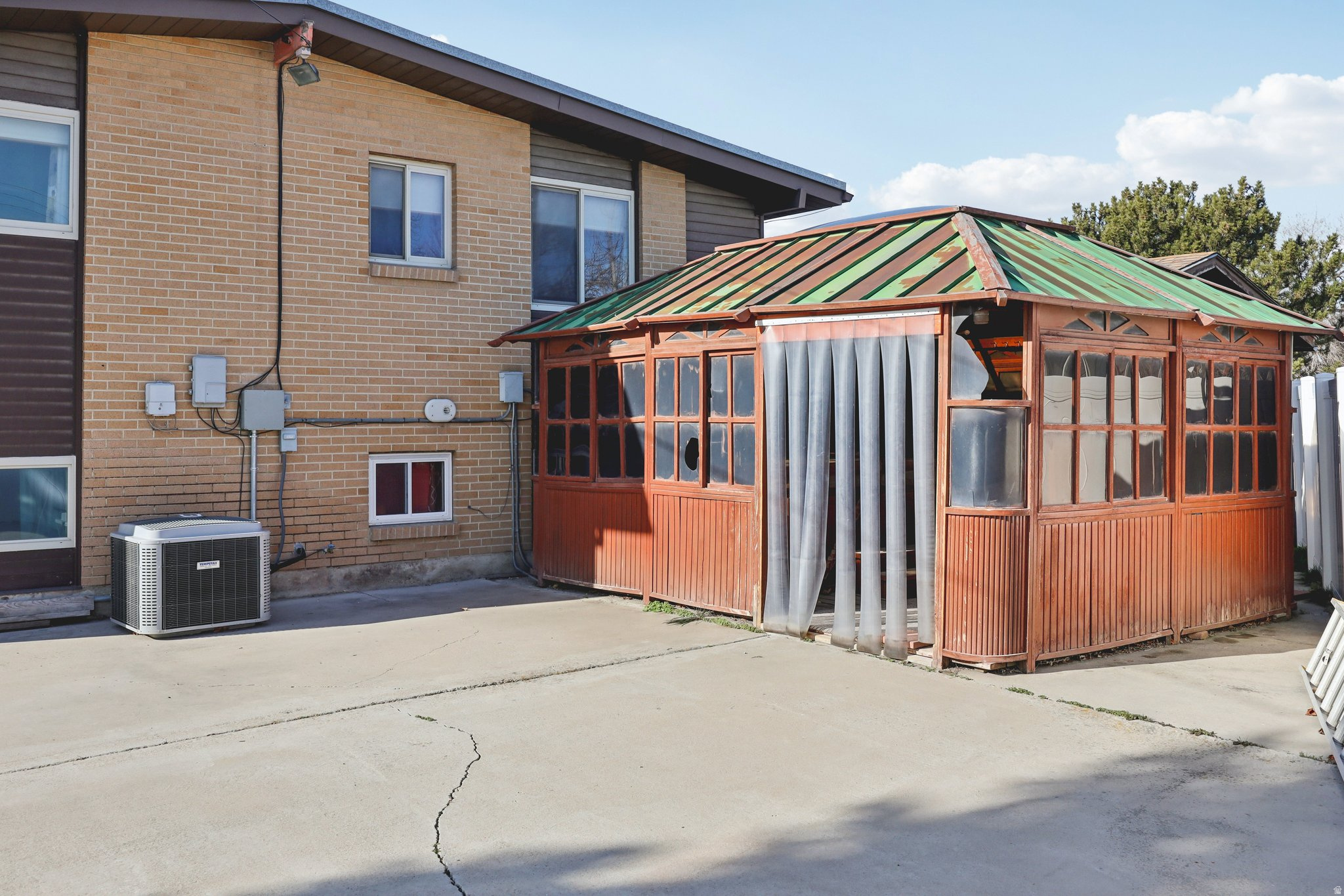 RIDGELAND ACRES - Residential