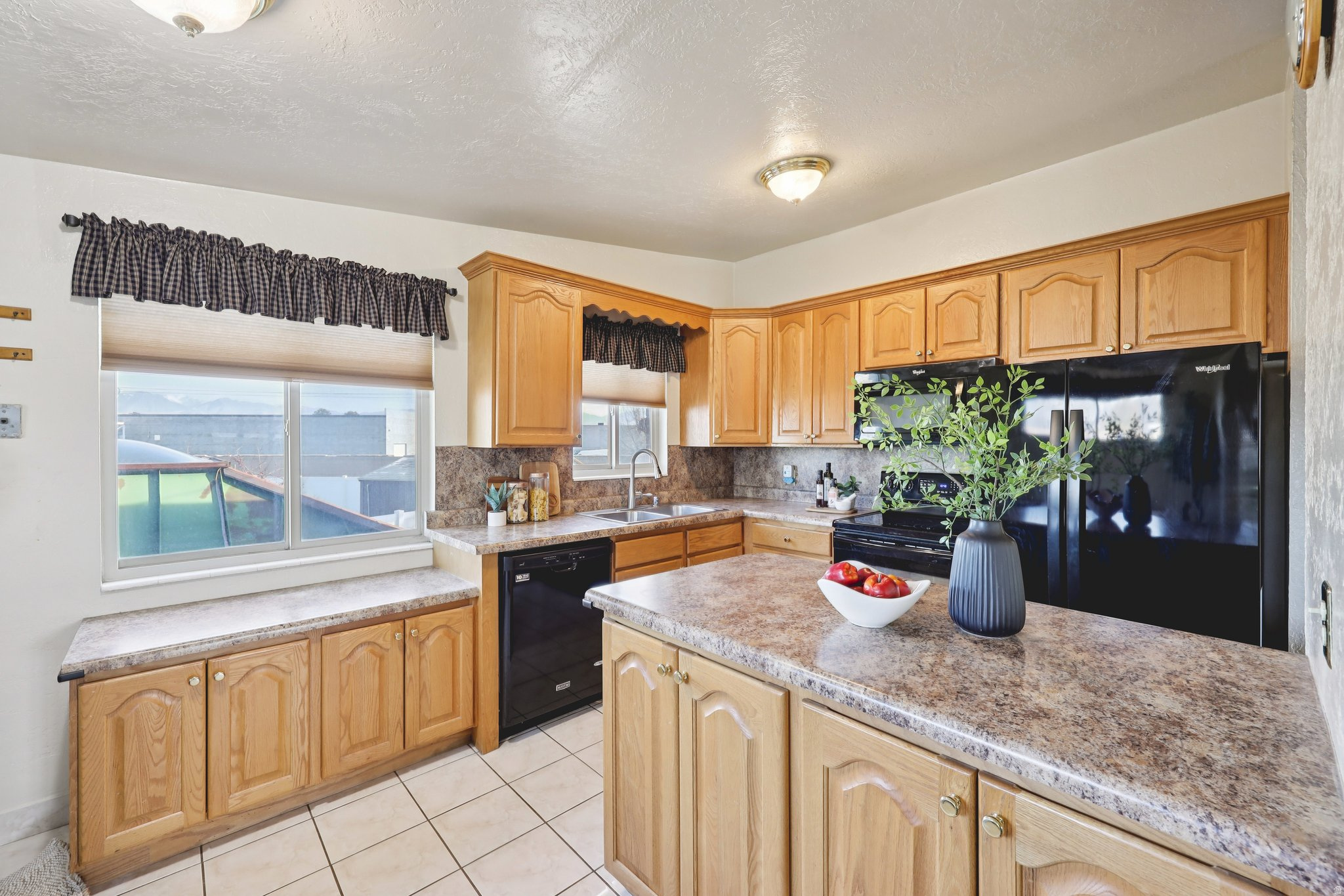 RIDGELAND ACRES - Residential