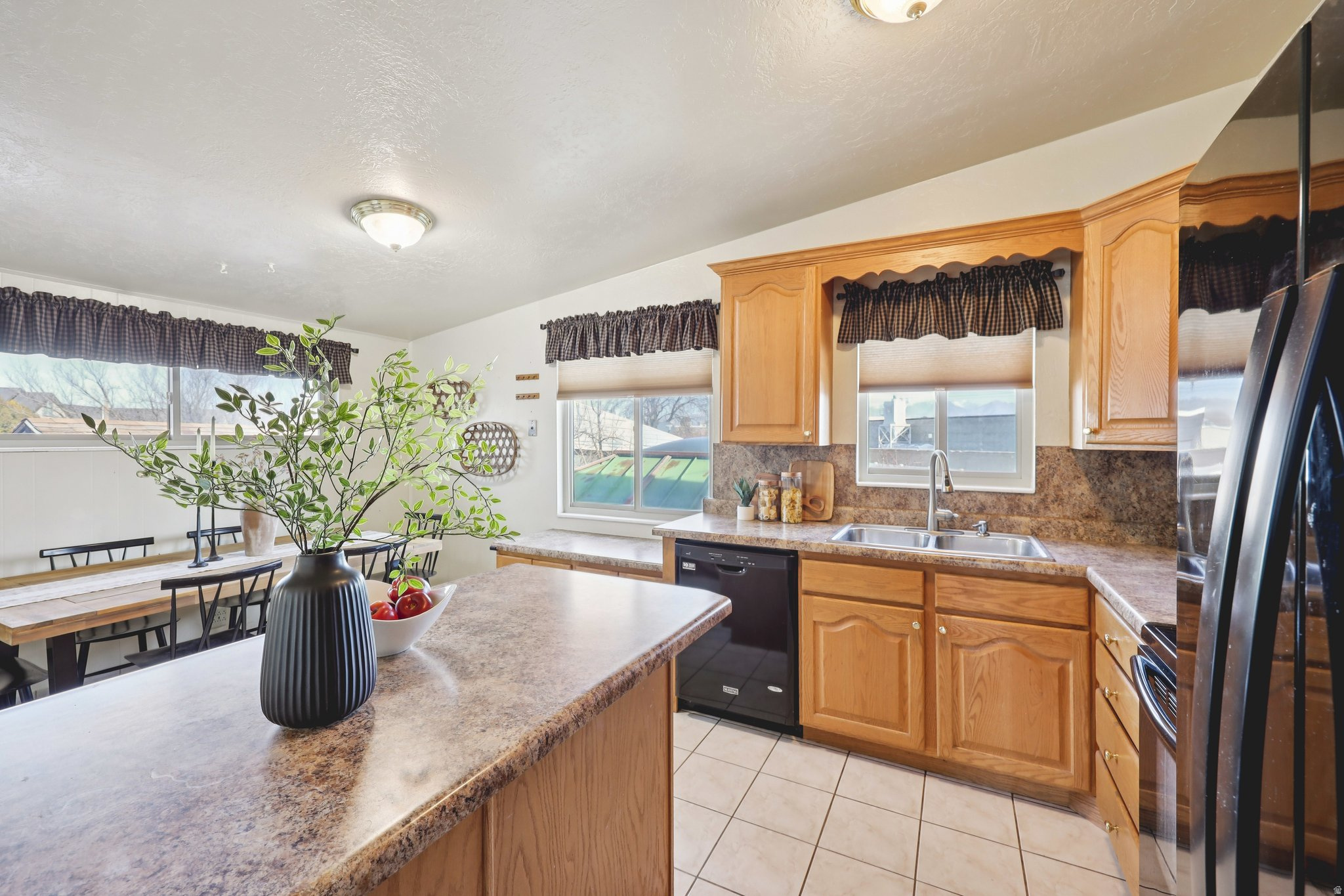 RIDGELAND ACRES - Residential