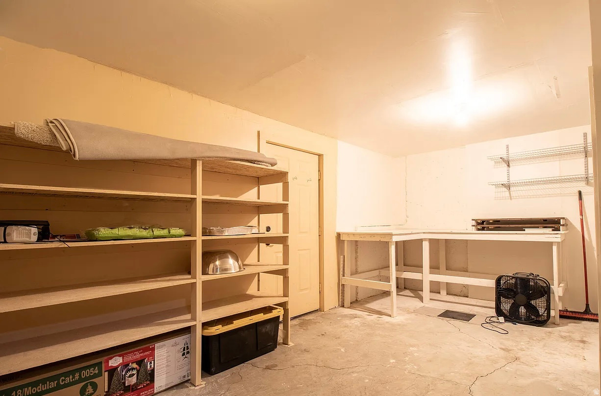 TIMBER LAKES - Residential