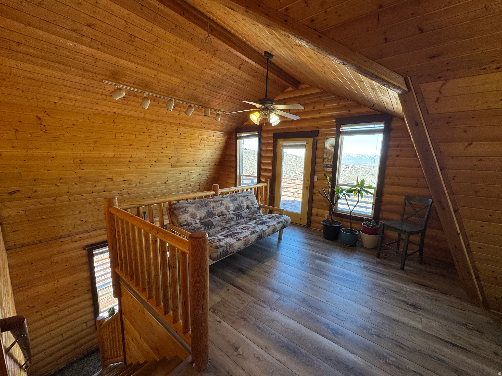 TIMBER LAKES - Residential