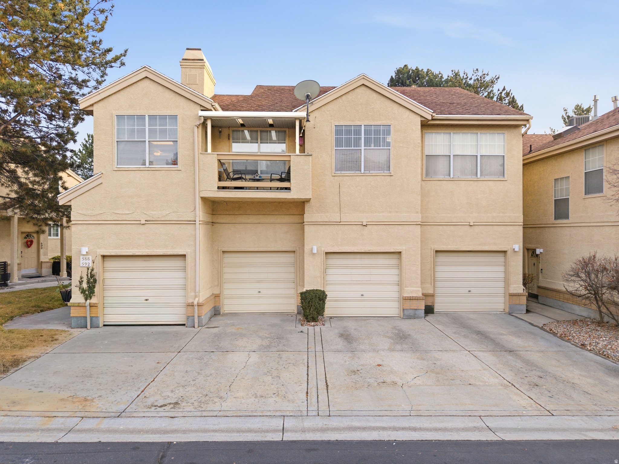 BRIARWOOD - Residential