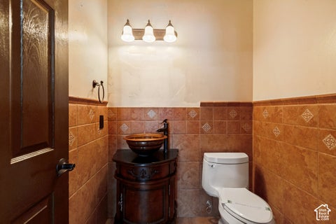 Tiny photo for 6501 S CANYON CREST DR, Holladay, UT 84121 (MLS # 2190164)