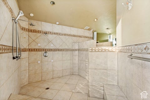 Tiny photo for 6501 S CANYON CREST DR, Holladay, UT 84121 (MLS # 2190164)