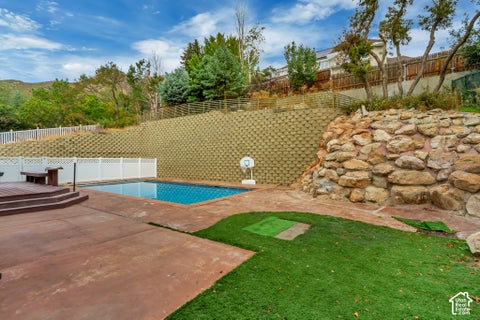Tiny photo for 6501 S CANYON CREST DR, Holladay, UT 84121 (MLS # 2190164)