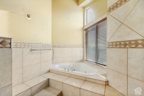 Tiny photo for 6501 S CANYON CREST DR, Holladay, UT 84121 (MLS # 2190164)