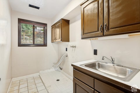 Tiny photo for 6501 S CANYON CREST DR, Holladay, UT 84121 (MLS # 2190164)