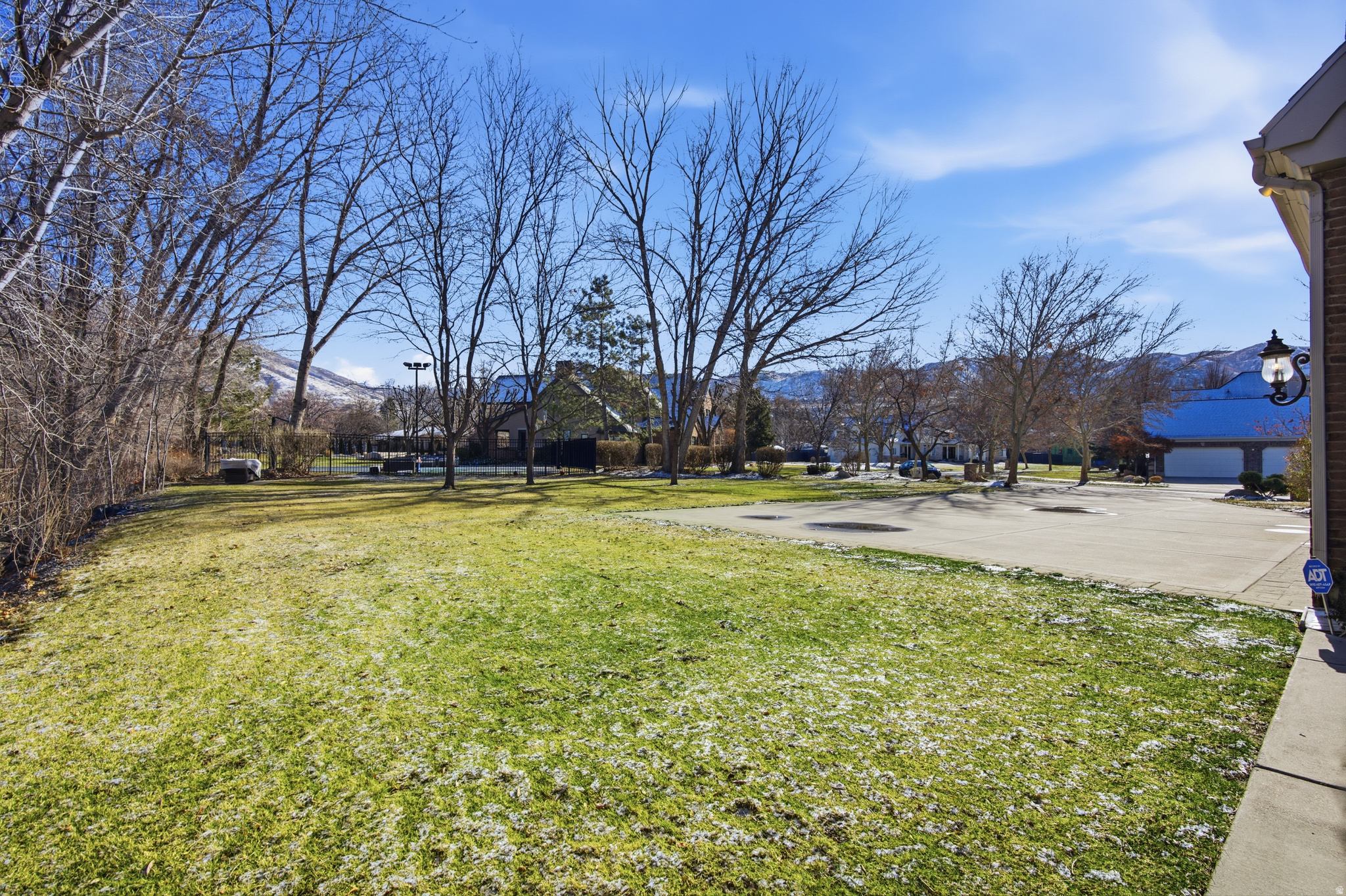 WILD ROSE - Residential