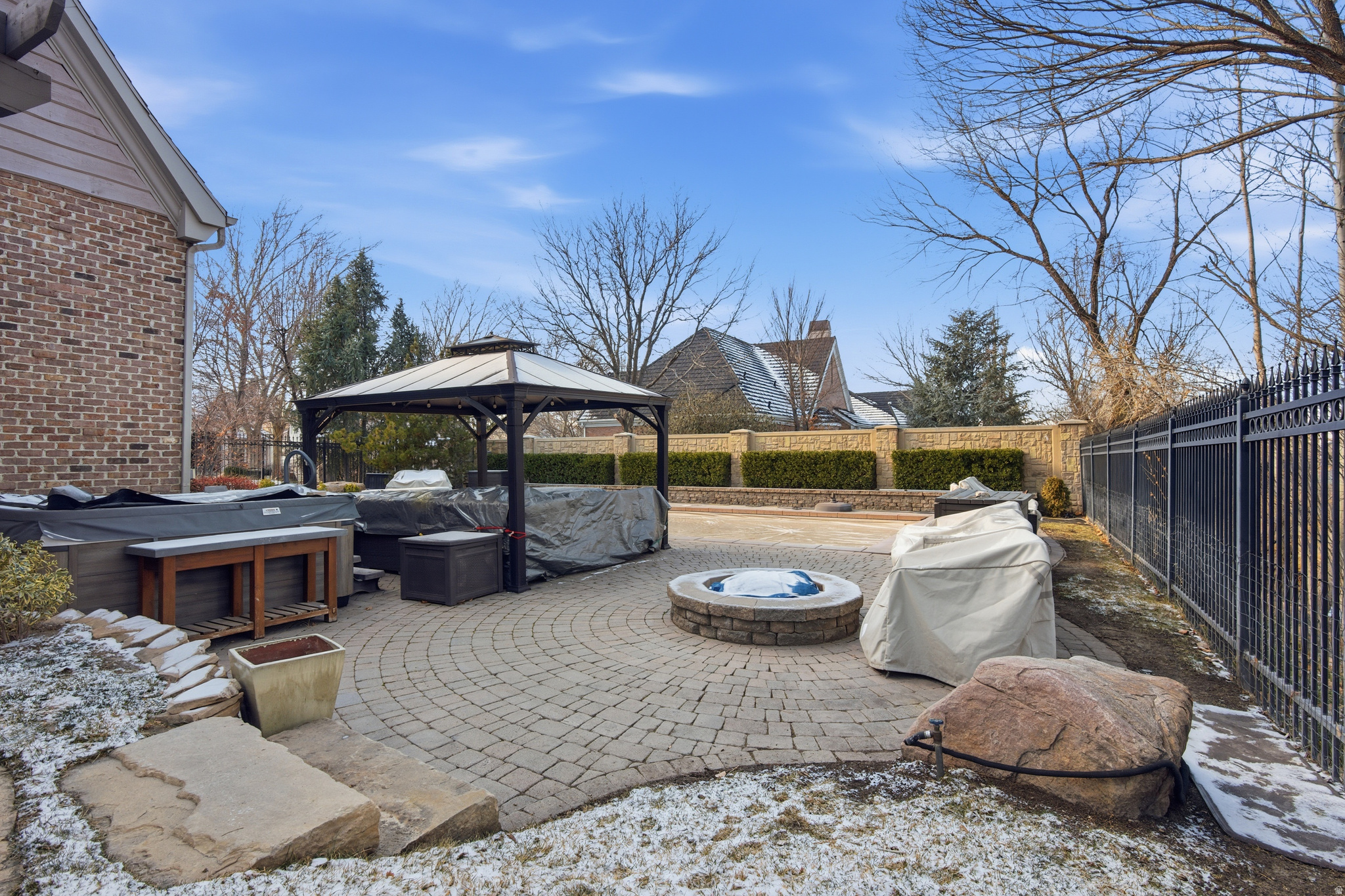 WILD ROSE - Residential