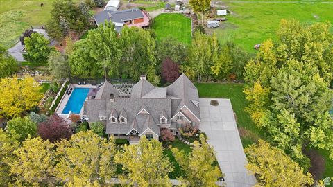 Tiny photo for 963 E OLD ENGLISH RD S, Draper, UT 84020 (MLS # 2118607)