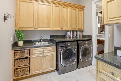 Tiny photo for 963 E OLD ENGLISH RD S, Draper, UT 84020 (MLS # 2118607)