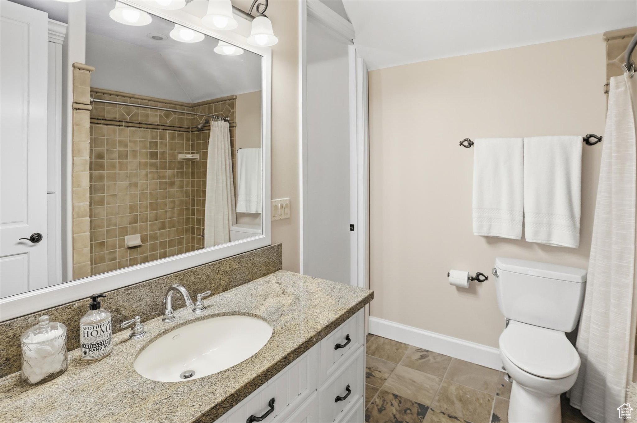 WILD ROSE - Residential