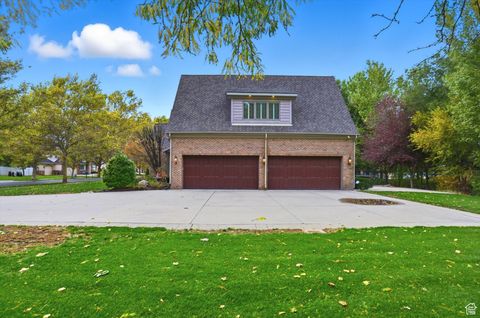 Tiny photo for 963 E OLD ENGLISH RD S, Draper, UT 84020 (MLS # 2118607)