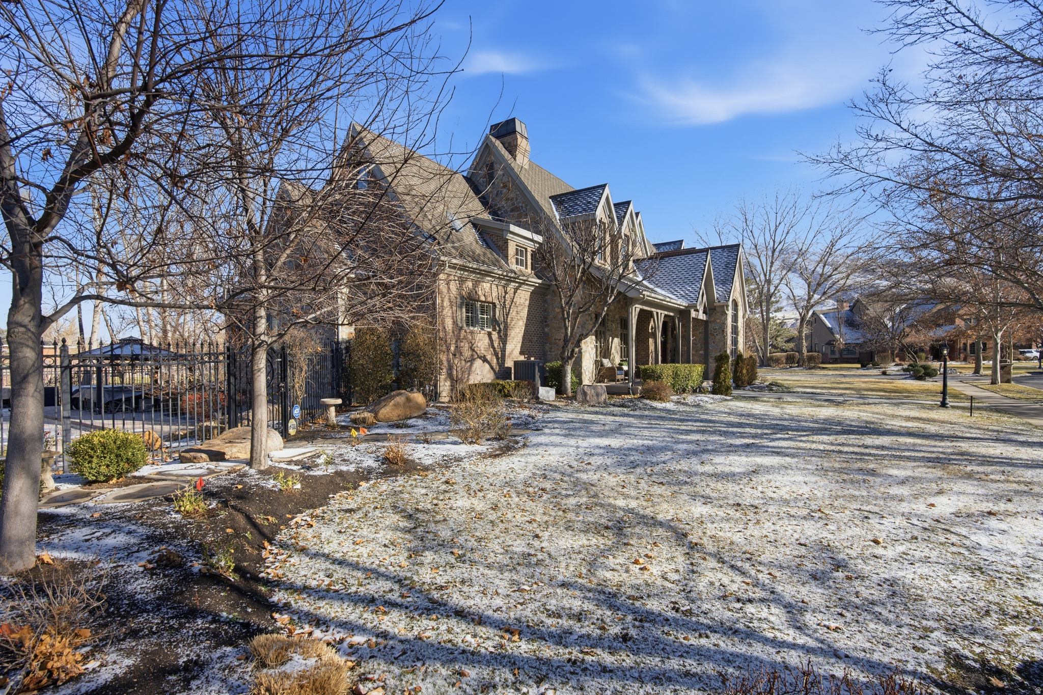 WILD ROSE - Residential