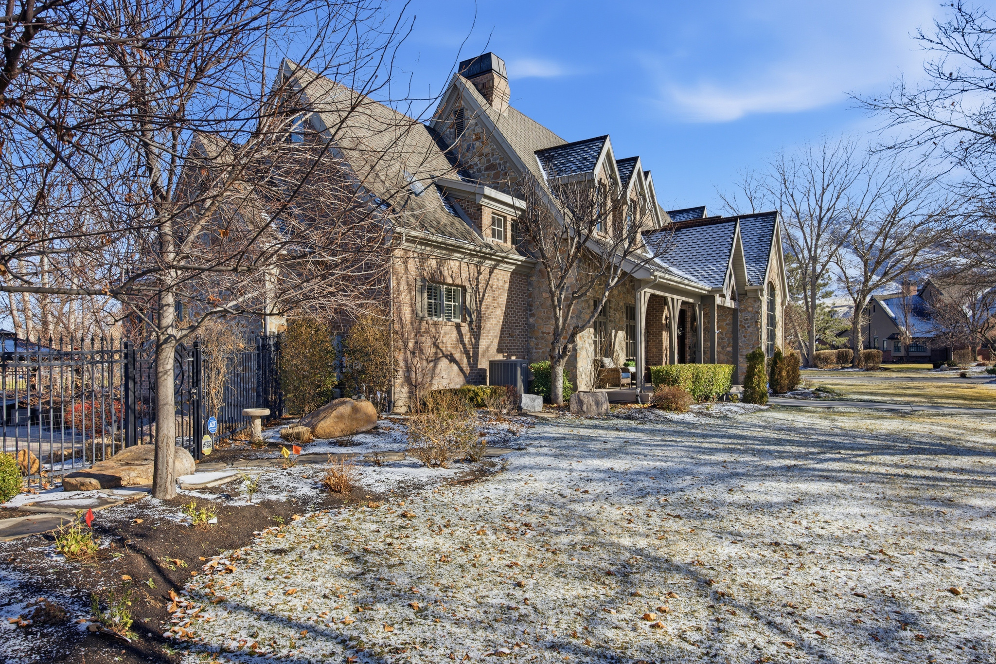 WILD ROSE - Residential