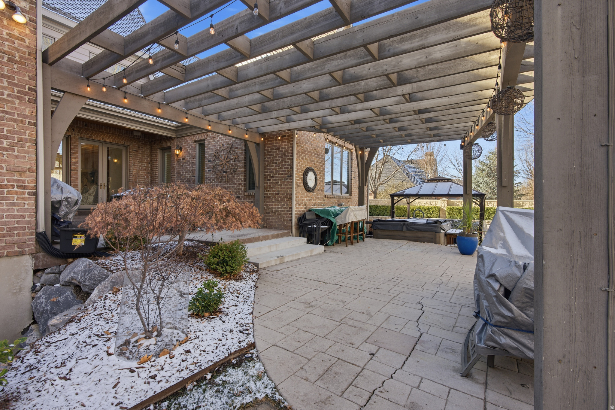 WILD ROSE - Residential