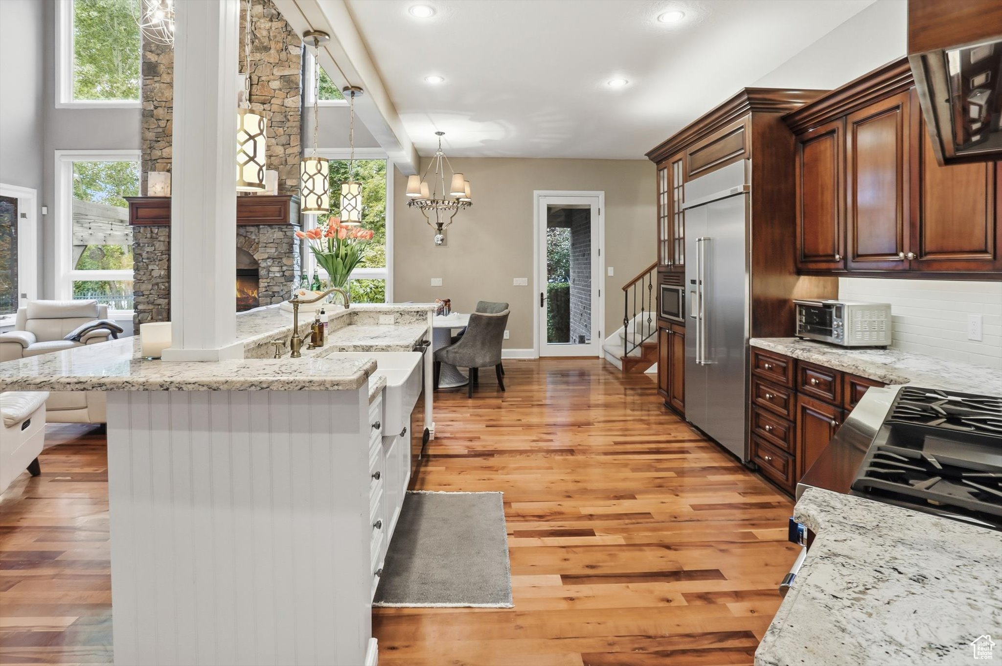 WILD ROSE - Residential