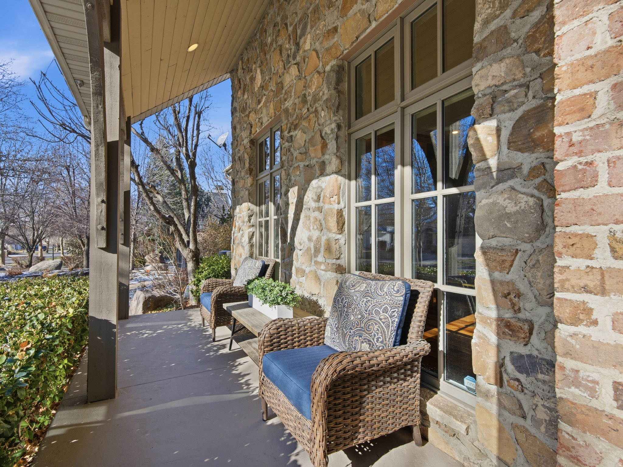 WILD ROSE - Residential